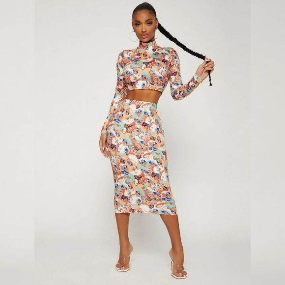 NWOT Mock Neck Paisley Print Crop Top & Skirt Set - Picture 3 of 7